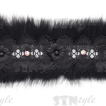 Ажурное кружево, отделанное натуральным мехом, украшенное цветочками и бусинами в цвет кружева, намотка 10 ярдов, ширина 70 мм, цвет черный  фото 2