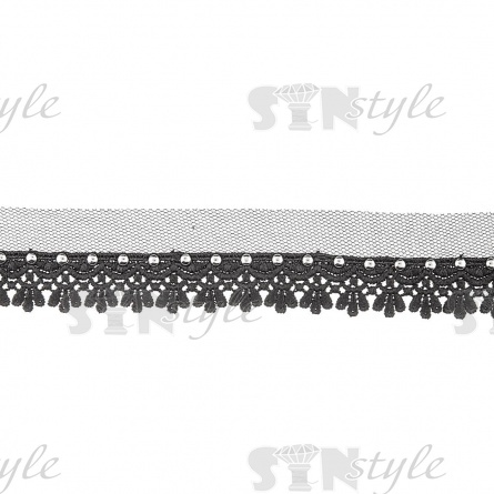 Тонкая ажурная тесьма на сетке черного цвета украшена клепками цвета никель, ширина 35 мм, намотка 15 ярдов фото 2