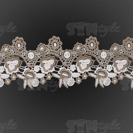 Кружево вязаное ажурное, цвет золотой с белым, намотка 15 ярдов, ширина 80 мм фото 1